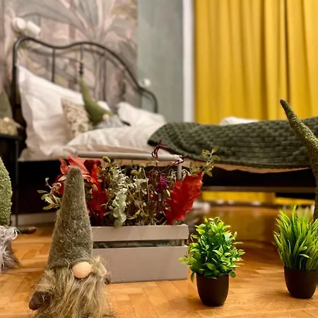 Old Town Studio Бухарест